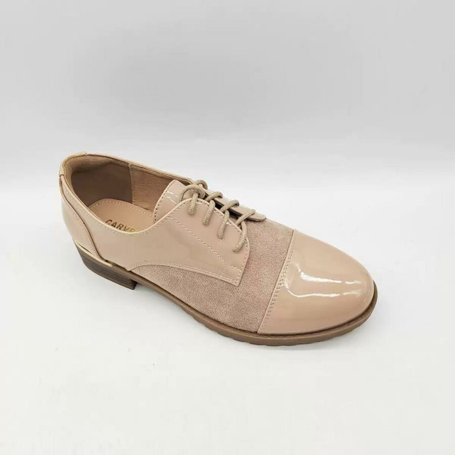Lace up brogues