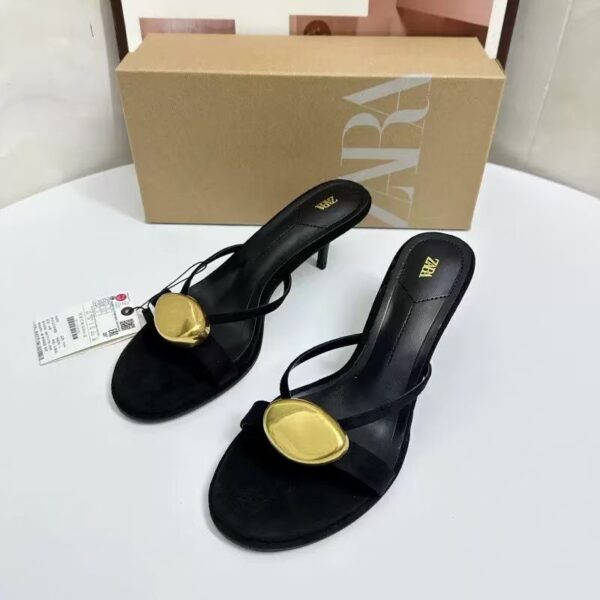 Strappy Zara kitten heel
