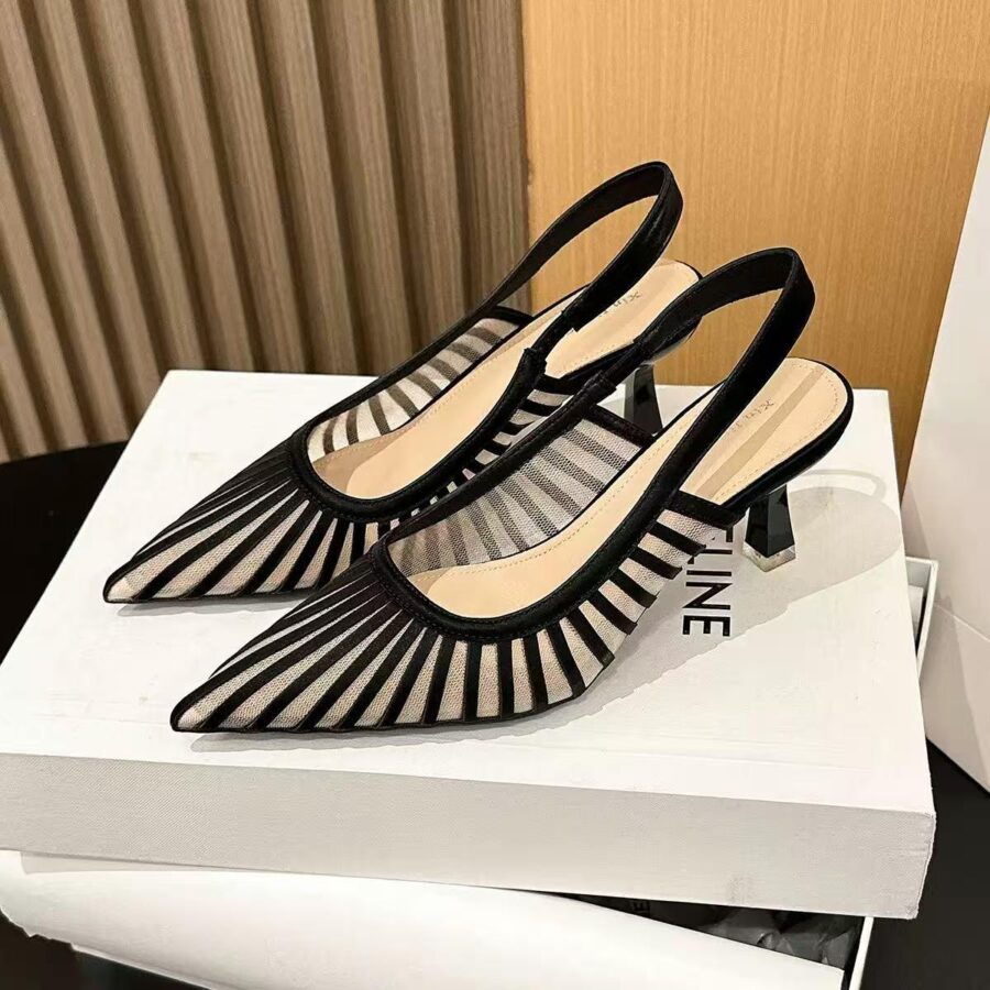 French style kitten heel