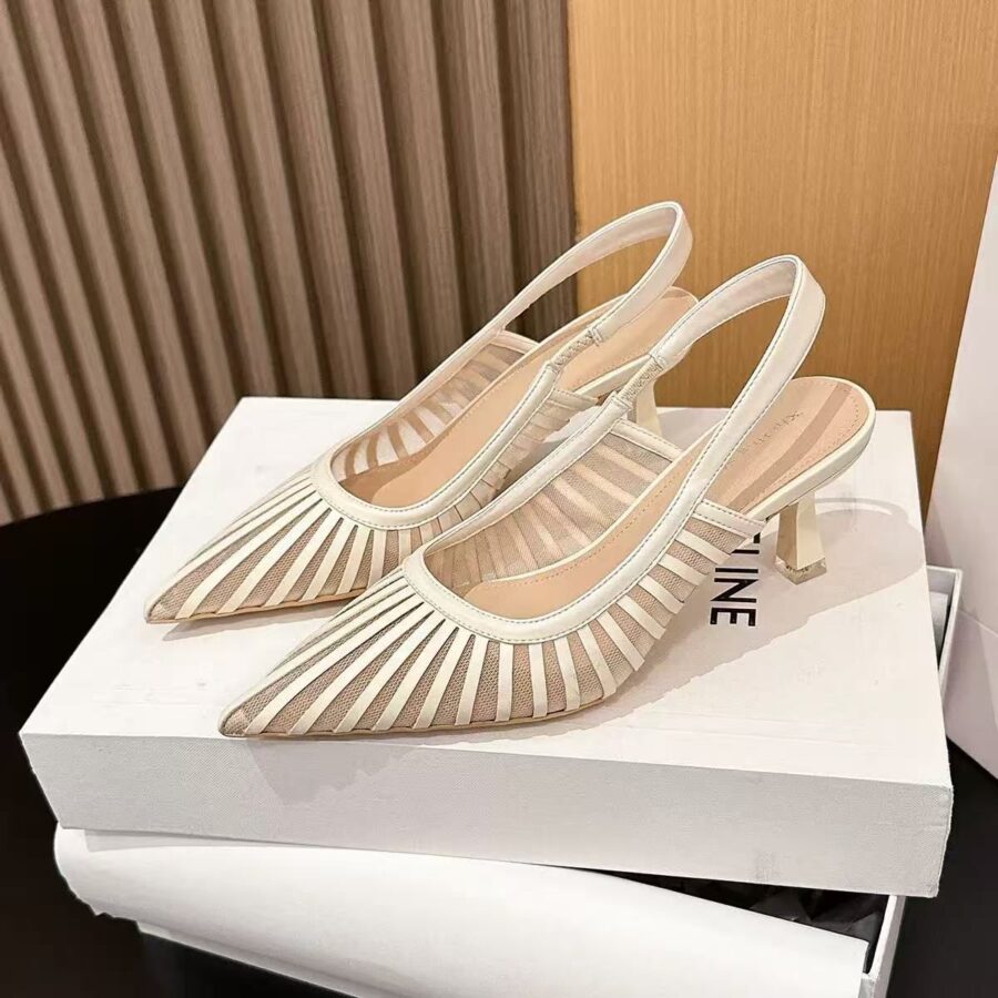 French style kitten heel