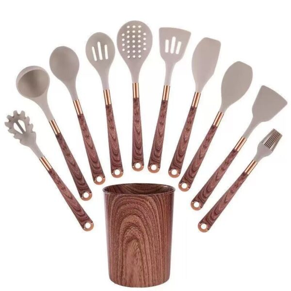 Wooden-handle silicone set